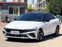 Hyundai Elantra 1.5L CVT Prestige Edition - photo 1