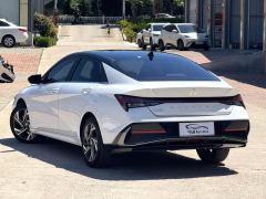 Hyundai Elantra 1.5L CVT Prestige Edition - photo 12