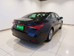 Toyota Avalon Dual-Engine 2.0L Luxury Edition - ფოტო 4