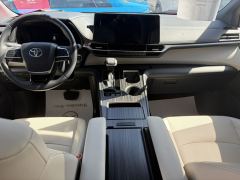 Toyota Sienna Dual-Engine 2.5L 4WD Prestige Edition - photo 5