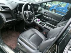 Toyota Sienna Dual-Engine 2.5L 4WD Prestige Edition - ფოტო 4