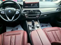 BMW 5 Series Facelift 530Li Premier Luxury Package - ფოტო 9