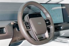 Li Auto MEGA 710km Ultra - ფოტო 9