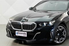 BMW 5 Series 530Li Luxury M Sport Package - photo 2