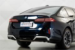 BMW 5 Series 530Li Luxury M Sport Package - photo 7