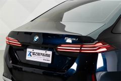 BMW 5 Series 530Li Luxury M Sport Package - photo 8