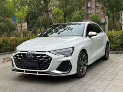 Audi A3 Sportback 35 TFSI Flying Spur Exclusive Edition - photo 1