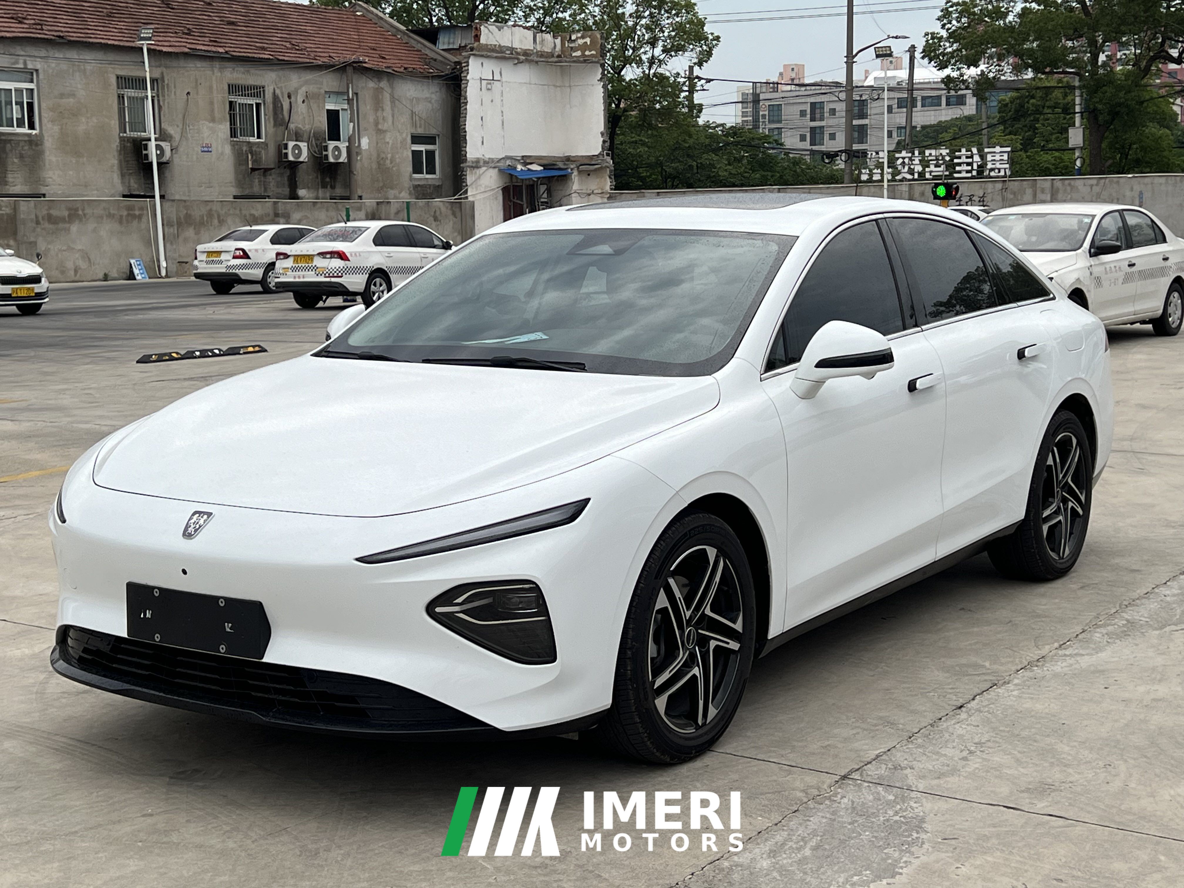 Roewe D7 Plug-in Hybrid 1.5L 125km Honor Edition