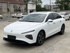Roewe D7 Plug-in Hybrid 1.5L 125km Honor Edition - фото 1