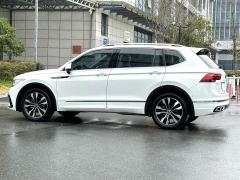 Volkswagen Tiguan L 330TSI 2WD R-Line Beyond Luxury Edition - фото 9