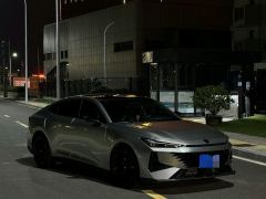 Changan UNI-V 1.5T Premium - ფოტო 4