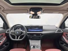BMW 3 Series 325Li M Sport Package - ფოტო 10