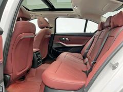 BMW 3 Series 325Li M Sport Package - ფოტო 16