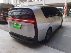 Li Auto Li Xiang MEGA Ultra - ფოტო 4