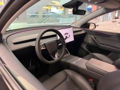Tesla Model Y Rear-Wheel Drive - ფოტო 7