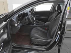 Hyundai Elantra 1.5L CVT Black Knight Limited Edition - ფოტო 14