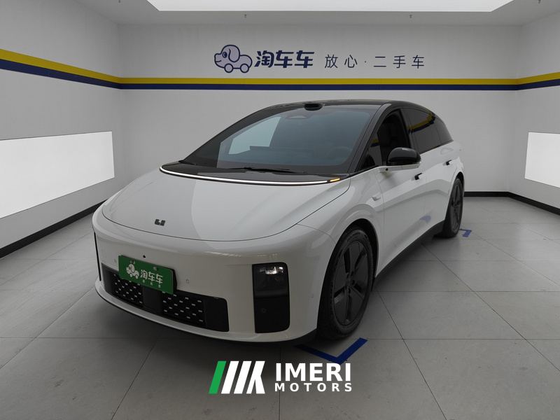 Li Auto i6 RWD Edition - ავტომობილი ჩინეთიდან
