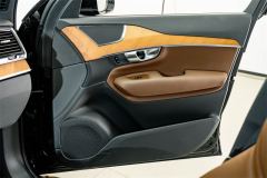 Volvo XC90 B6 Inscription 7-Seater - ფოტო 16