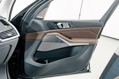 BMW X5 xDrive30Li Deluxe VersionM - ფოტო 16