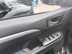 Toyota Highlander 2.0T AWDPremium Edition 7 - ფოტო 3