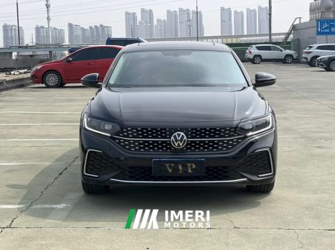 2025 Volkswagen Passat Distinguished Edition 330TSI Star Elite Edition