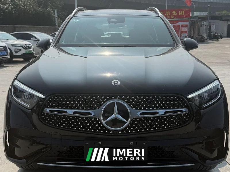 Mercedes-Benz GLC 300 L 4MATIC Dynamic 5-Seater