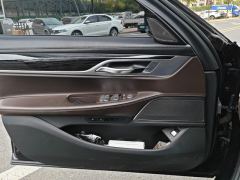 BMW 7 Series 730Li M Sport Package - ფოტო 12