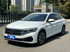 Volkswagen Jetta 300TSI Edition - photo 2