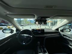 Toyota Camry 2.0E Elite Edition - photo 9
