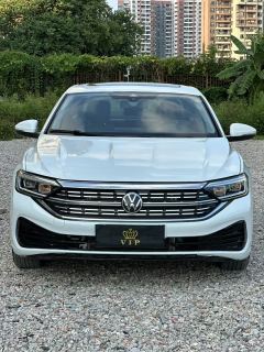 Volkswagen Jetta 300TSI Edition - ფოტო 1