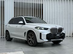 BMW X5 xDrive30Li Deluxe VersionM - ფოტო 3