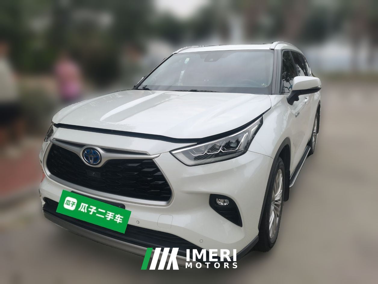 Toyota Highlander Dual-Engine 2.5L 4WD Prestige Edition 7-seater