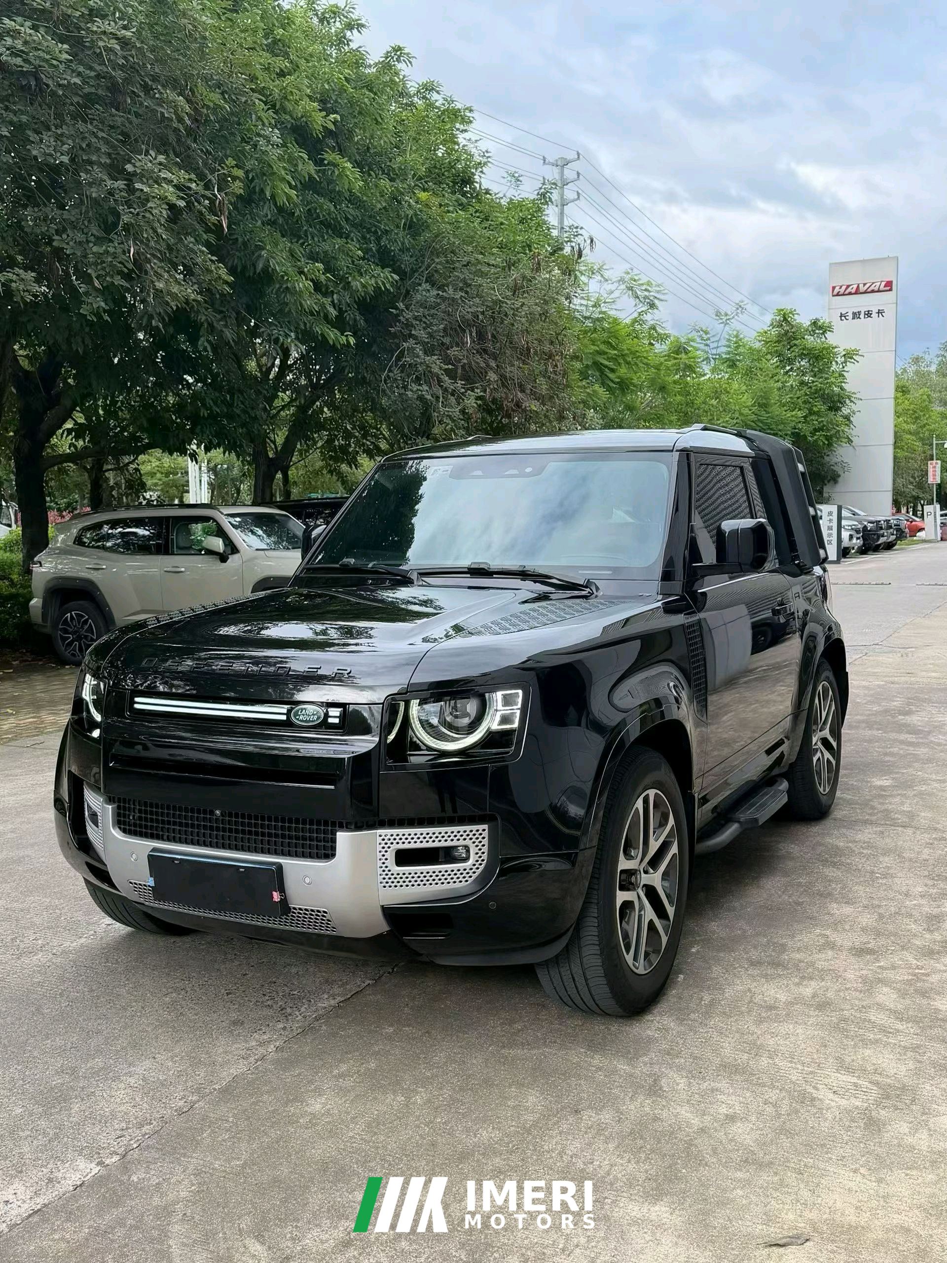 Land Rover Defender 90 3.0T P400 Dark Edition