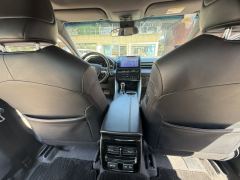 Toyota Avalon 2.0L CVT XLE Exclusive Edition - photo 11