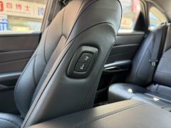 Toyota Avalon 2.0L CVT XLE Exclusive Edition - photo 16