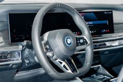 BMW i7 xDrive60L M Sport Package - фото 9