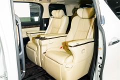 Toyota Alphard Dual-Engine 2.5L Luxury Edition - ფოტო 20