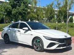 Hyundai Elantra 1.5L CVT Flagship Edition - ფოტო 3