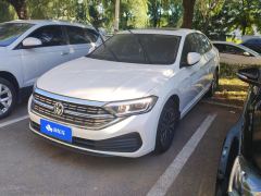 Volkswagen Jetta 200TSI Edition - photo 1