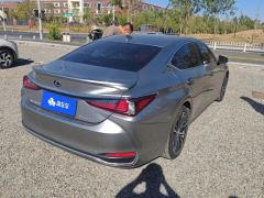 Lexus ES 300h Premium Edition - ფოტო 2