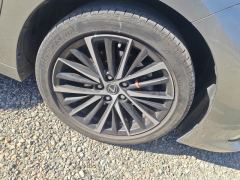 Lexus ES 300h Premium Edition - ფოტო 6