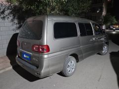 Dongfeng Lingzhi M5L 1.5T Base 7-seater - photo 2