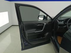 Toyota Wildlander 2.0L 4WD Luxury Edition - photo 12