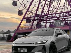 Changan UNI-V 1.5T Premium - ფოტო 3