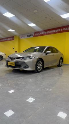 Toyota Camry 2.0G Luxury Edition - ფოტო 3