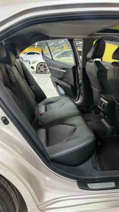 Toyota Camry 2.0G Luxury Edition - ფოტო 8