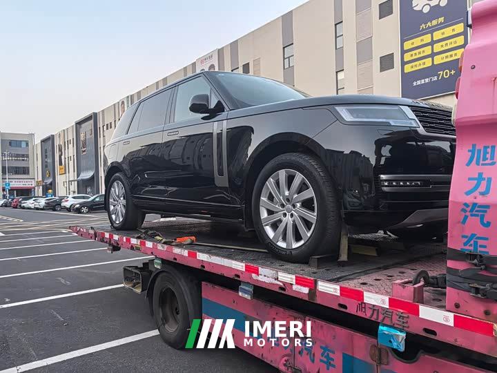 Land Rover Range Rover 3.0 L6 400PS Extended Wheelbase 7-Seater