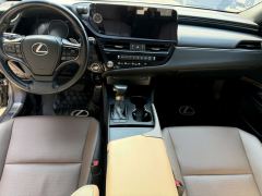 Lexus ES 200 Excellence Edition - ფოტო 6