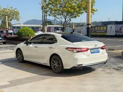 Toyota Camry 2.5G Luxury Edition - фото 6