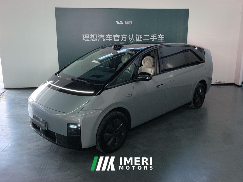 Li Auto MEGA 710km Ultra - ავტომობილი ჩინეთიდან